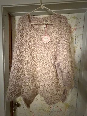 Umgee Plush Cream and Lavender Textured Crew Sweater
